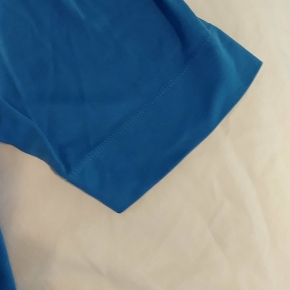 LL bean womens top - Picture 3 of 3